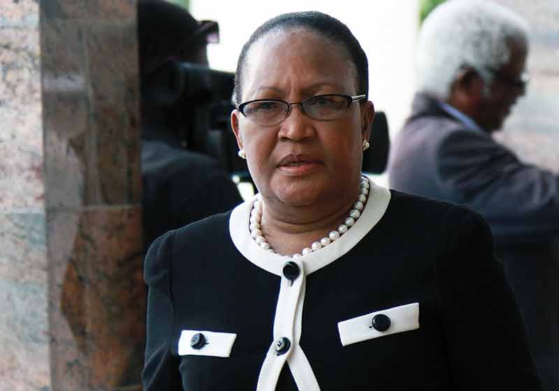 bob-governor-linah-mohohlo