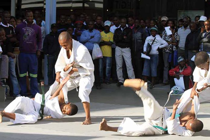 karate-852