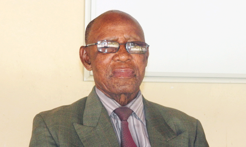 kgosi-charles-letsholathebe