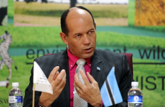 TSHEKEDI KHAMA