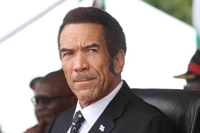 president ian khama photo