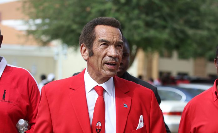 FORMER PRESIDENT IAN-KHAMA