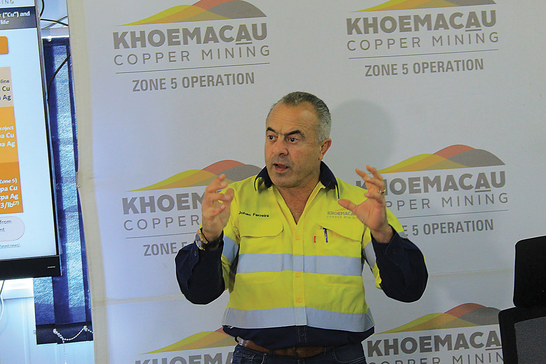 Johan FAERRIRA CHIEF EXCUTIVE AT KHOEMACAU