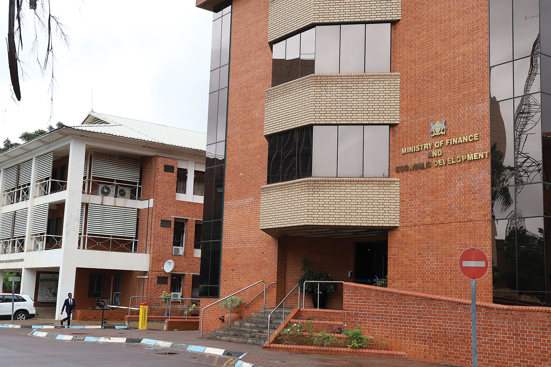 MINISTRY OF FINANCE