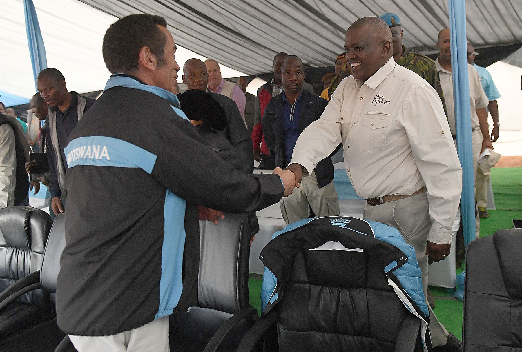 Khama Masisi tug of war