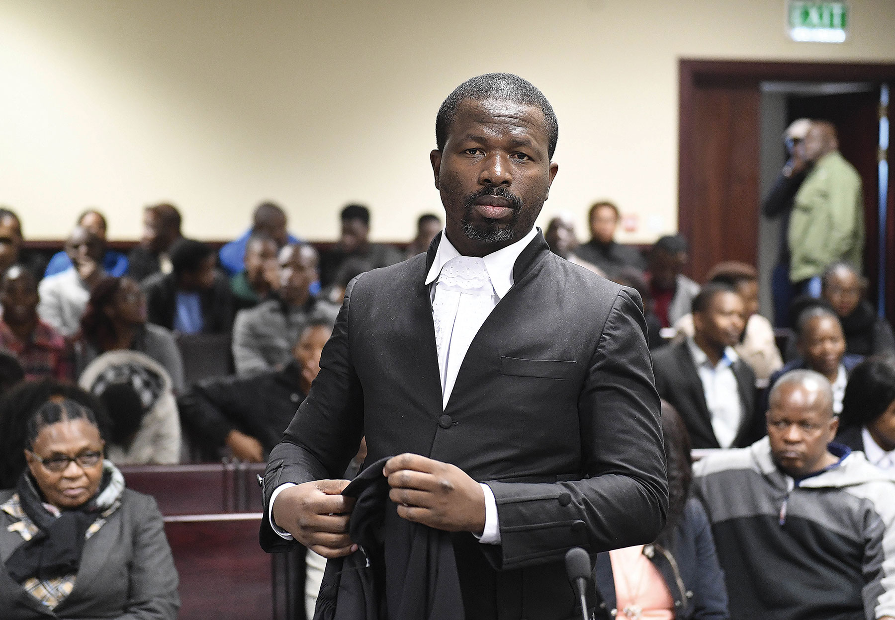 Judge, lawyer in rough-and-tumble | Sunday Standard - Vimarsana News